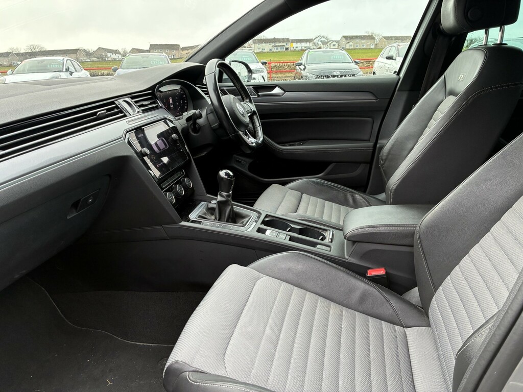 Volkswagen Passat Saloon 1.5 Tsi Evo R-line 2019 SO19XNM Silver #5