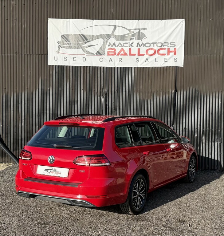 Volkswagen Golf Estate 2.0 Tdi Se Nav 2018 EU18XSC Red #5