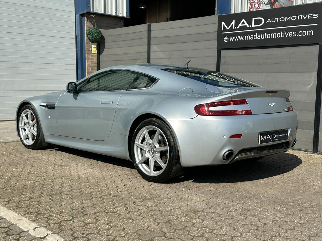 Aston Martin V8 2dr Black #6