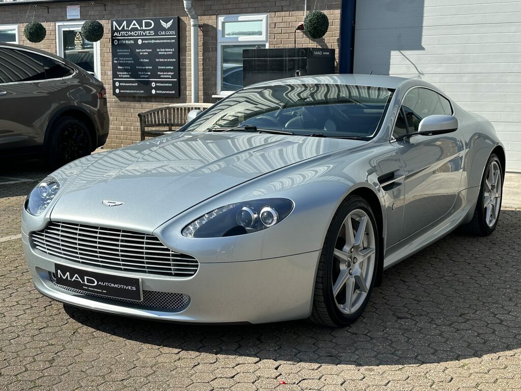 Aston Martin V8 2dr Black #5