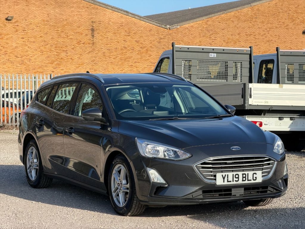 Ford Focus Estate Grey