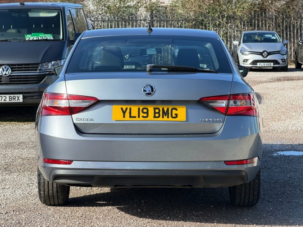 Skoda Superb Hatchback YL19BMG Grey #3