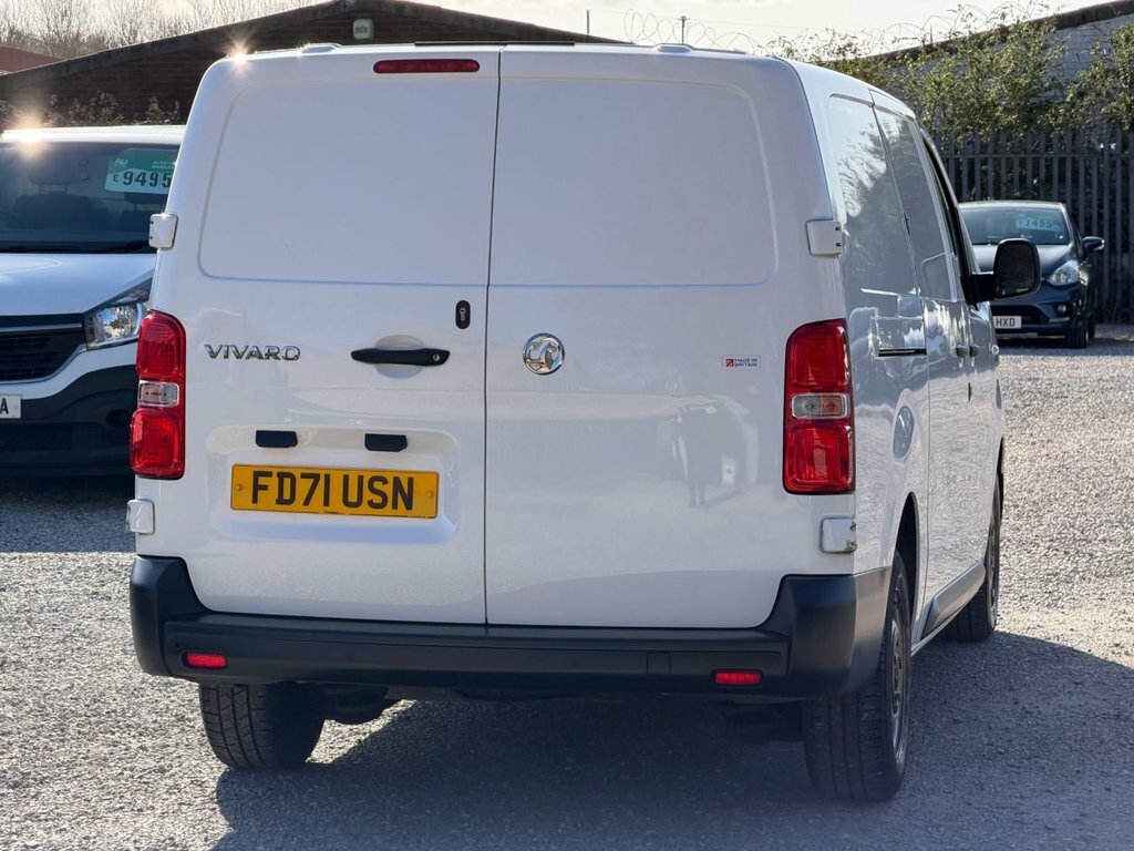 Vauxhall Vivaro 2L Dynamic 6Dr FD71USN White #3