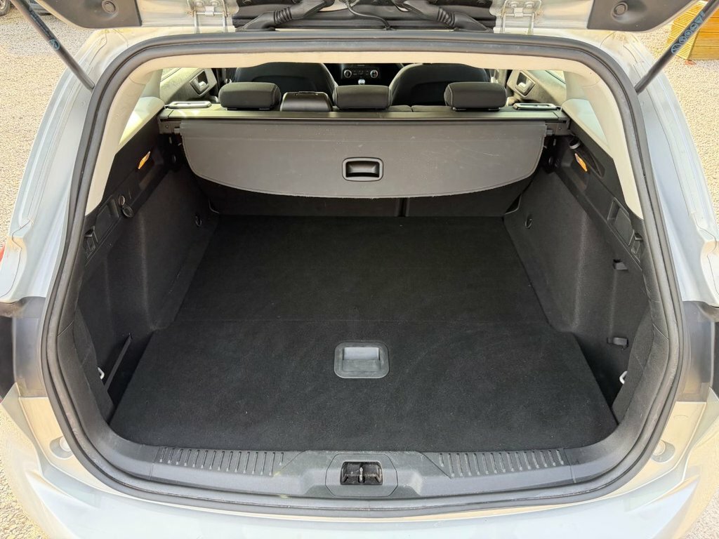 Ford Focus Estate YL19BMC Silver #6