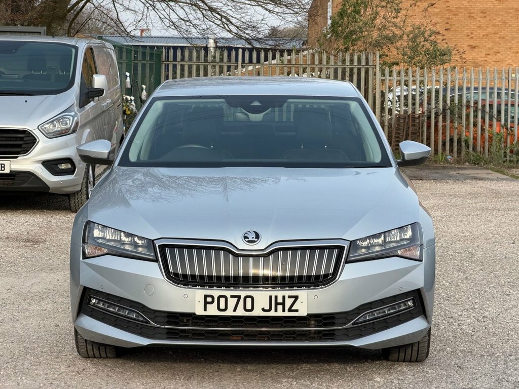 Skoda Superb Hatchback PO70JHZ Grey #2