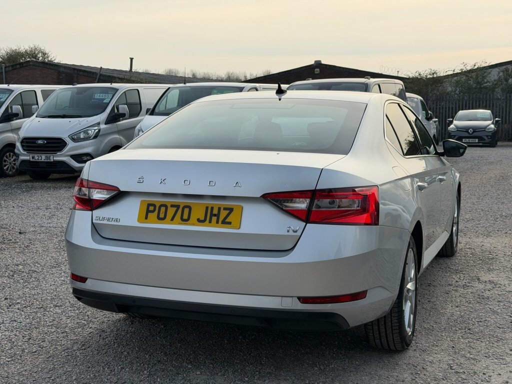 Skoda Superb Hatchback PO70JHZ Grey #3