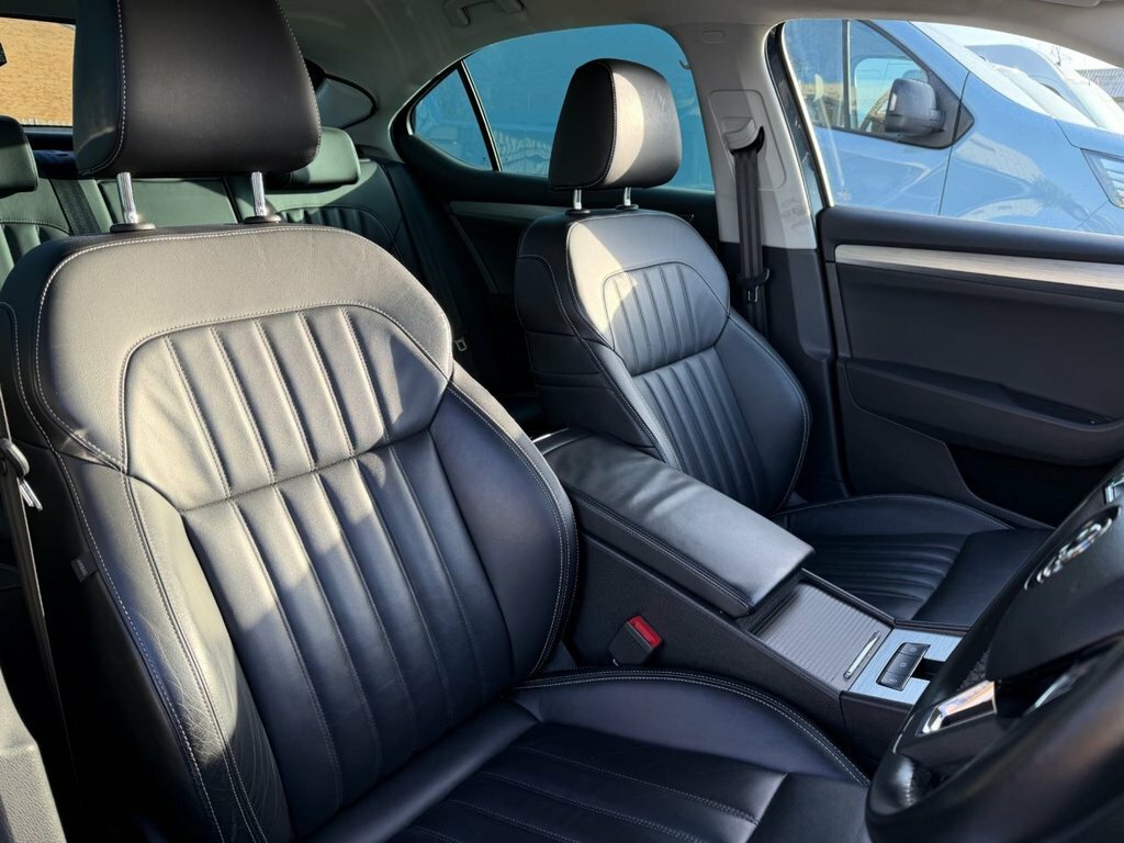 Skoda Superb Hatchback Grey #5
