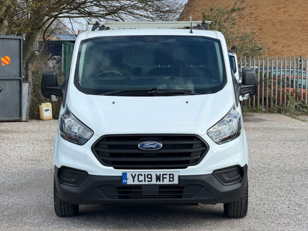 Ford Transit Custom 2L Null YC19WFB White #2