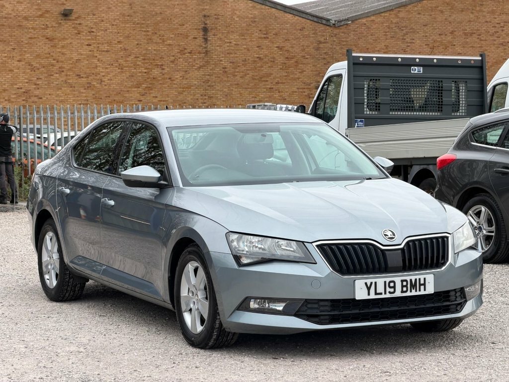 Skoda Superb Hatchback Grey