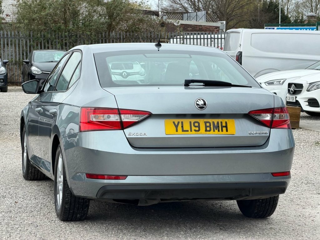 Skoda Superb Hatchback YL19BMH Grey #3