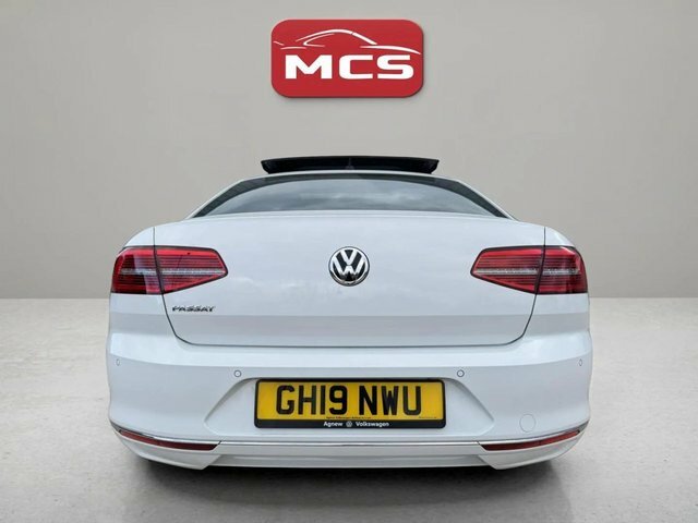 Volkswagen Passat Tsi Evo Gt Saloon GH19NWU White #6