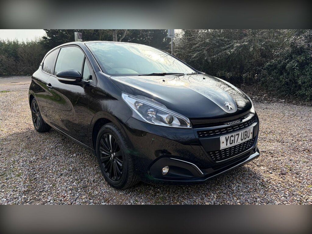 Peugeot 208 1.2 Puretech Black Edition Euro 6 Black