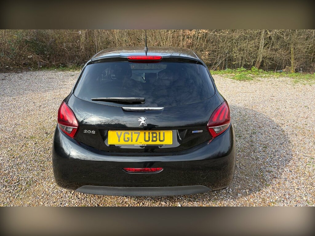 Peugeot 208 1.2 Puretech Black Edition Euro 6 YG17UBU Black #6