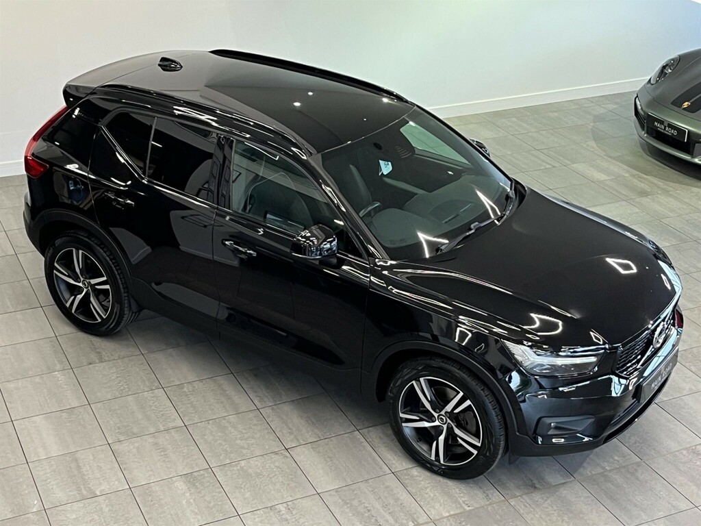Volvo XC40 1.5H T4 Recharge 10.7Kwh R-design Euro 6 Ss BL21VNX Black #2
