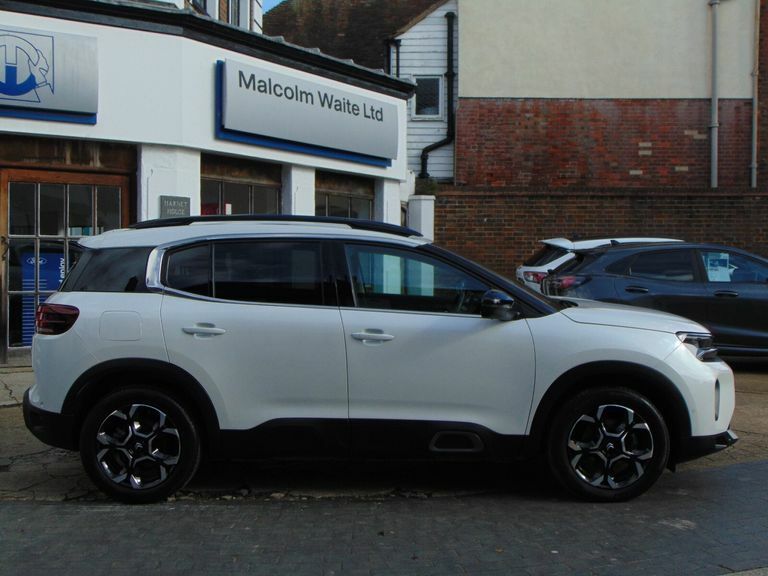 Citroen C5 Aircross 1.2 Puretech Max RY73CRZ White #2