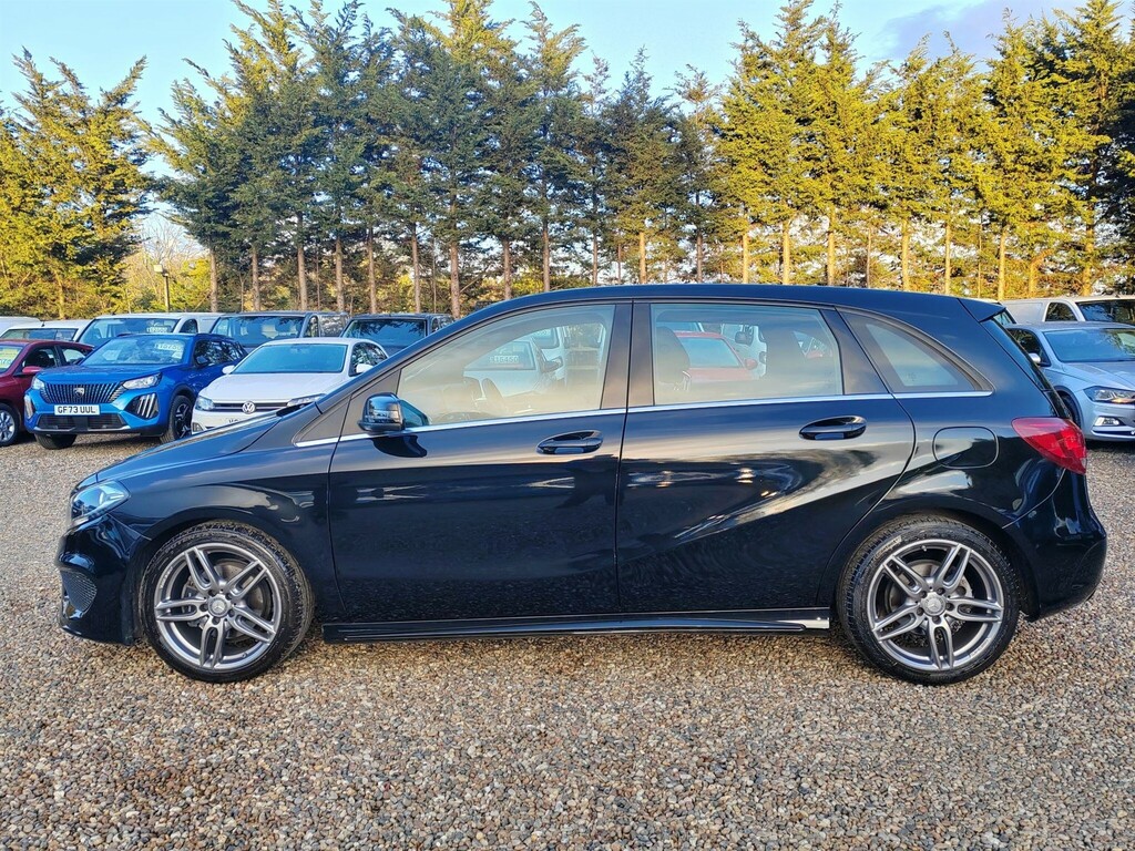 Mercedes-Benz B Class 1.5 B180d Amg Line Euro 6 Ss Black #2