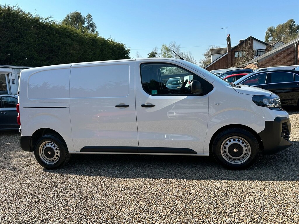 Vauxhall Vivaro 1.5 Turbo D Prime Swb Euro 6 Ss 6Dr DN74UHU White #6