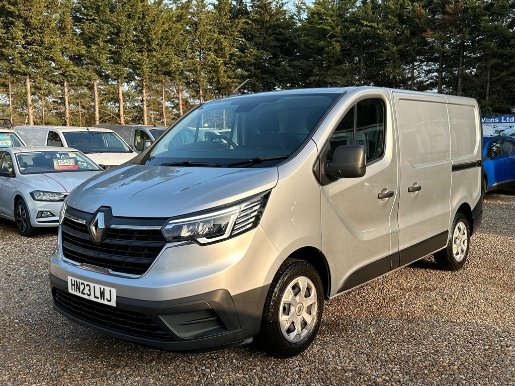 Renault Trafic 2.0 Dci Blue Sl28 Business L1 H1 Euro 6 Ss Grey