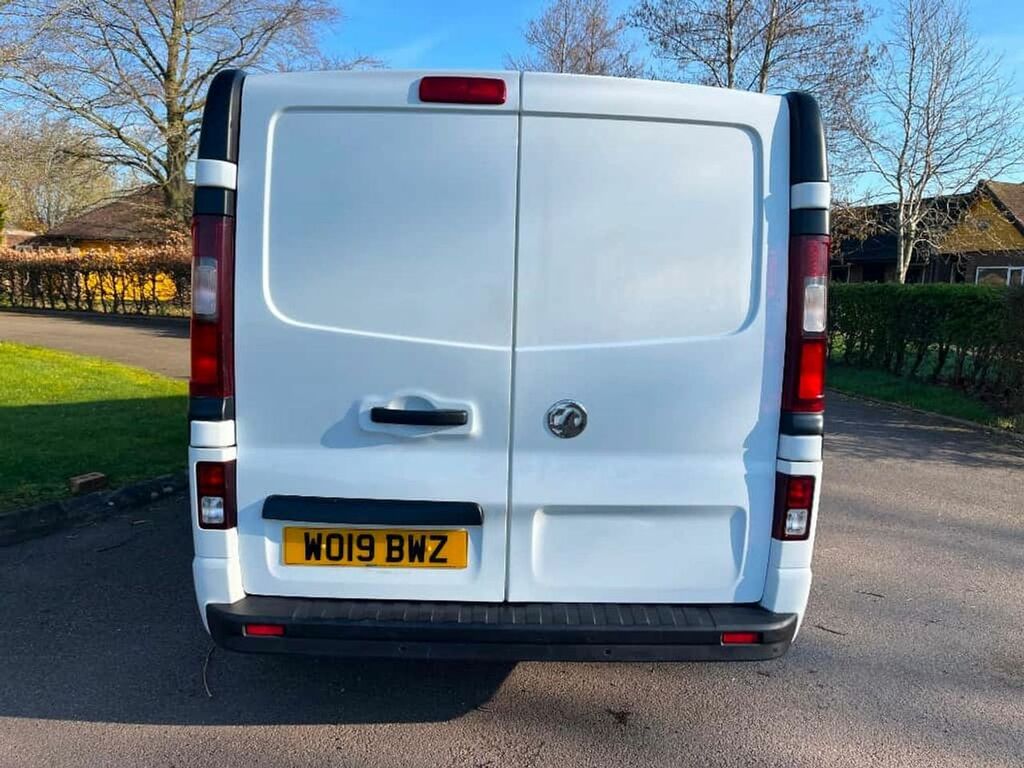 Vauxhall Vivaro Diesel WO19BWZ White #6