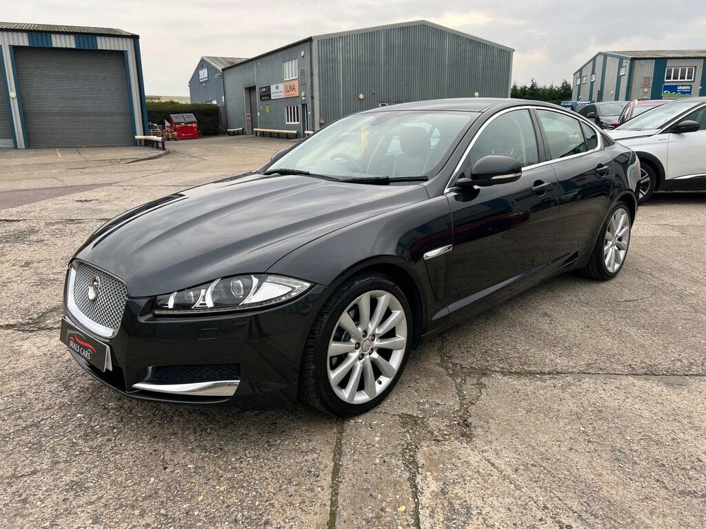 Jaguar XF Saloon 2.2D Portfolio Euro 5 Ss 2015 OV15HXU Grey #2
