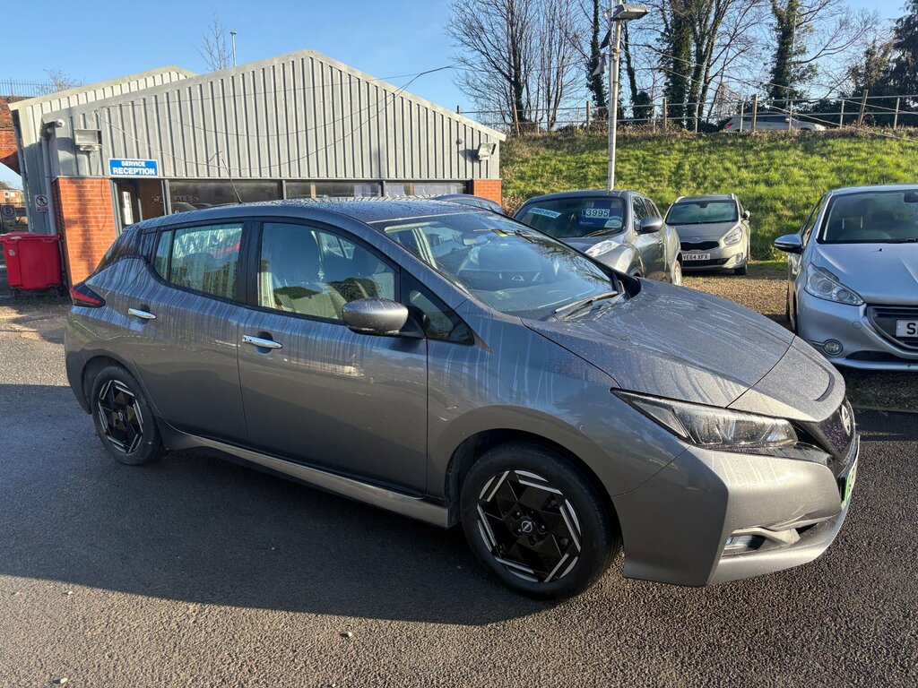 Nissan Leaf 39Kwh Acenta Hatchback 150 Ps LP72ODJ Grey #2
