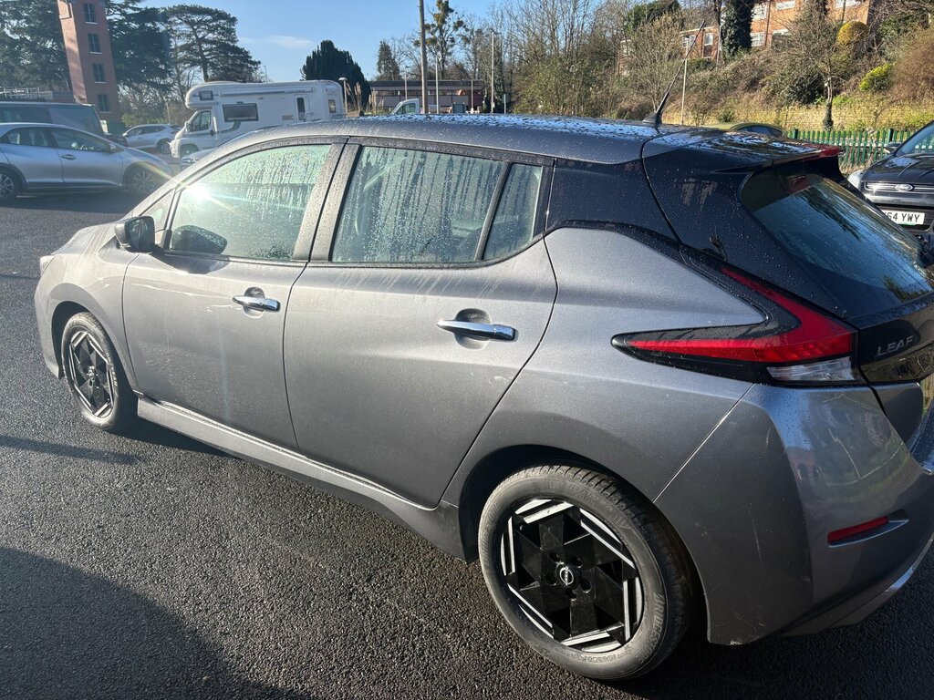 Nissan Leaf 39Kwh Acenta Hatchback 150 Ps LP72ODJ Grey #4