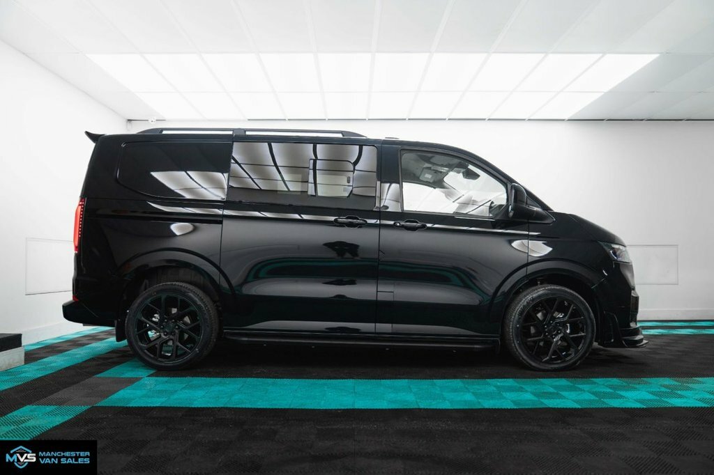 Volkswagen Transporter Combi Black #3