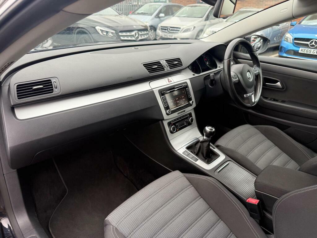 Volkswagen CC Saloon Silver #13