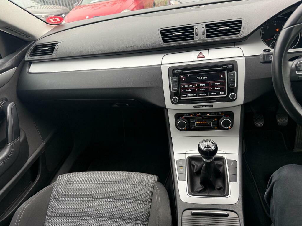 Volkswagen CC Saloon Silver #20