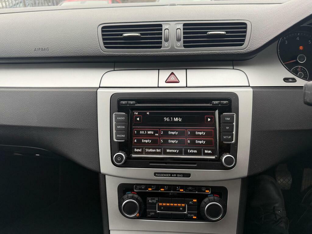 Volkswagen CC Saloon Silver #21