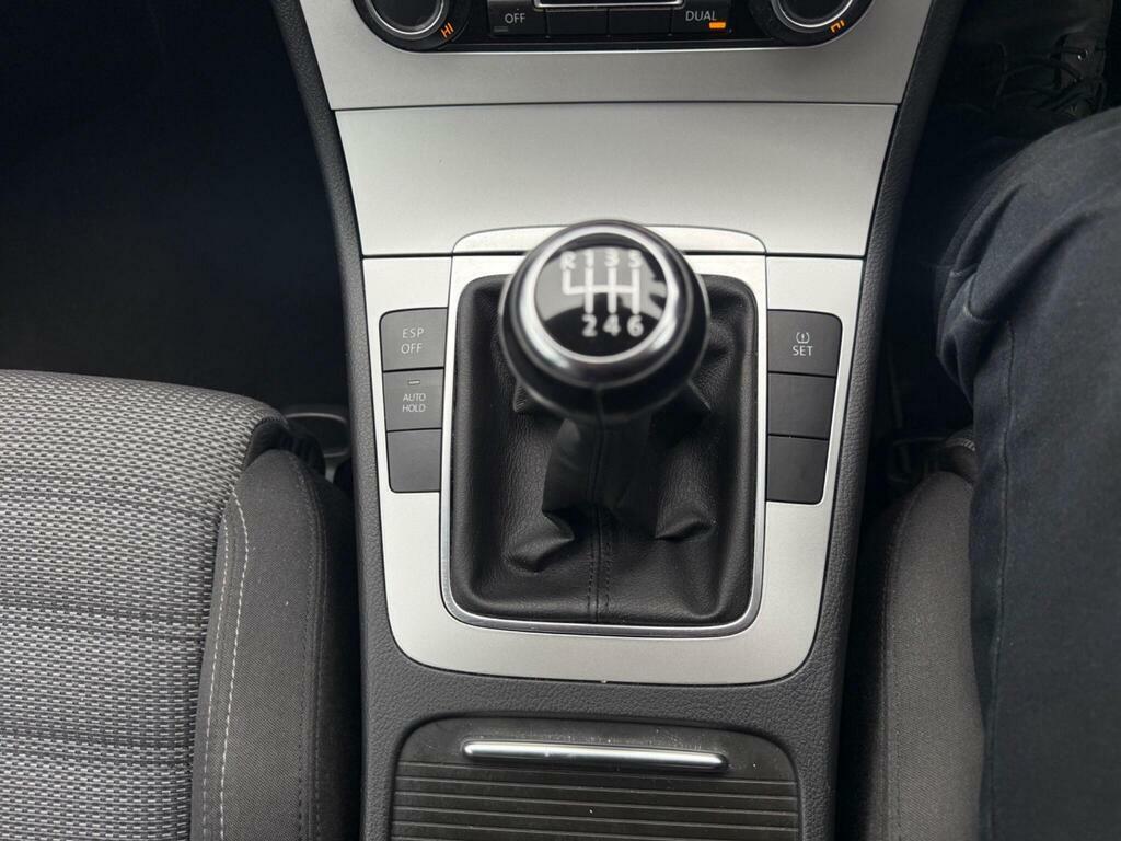 Volkswagen CC Saloon Silver #30