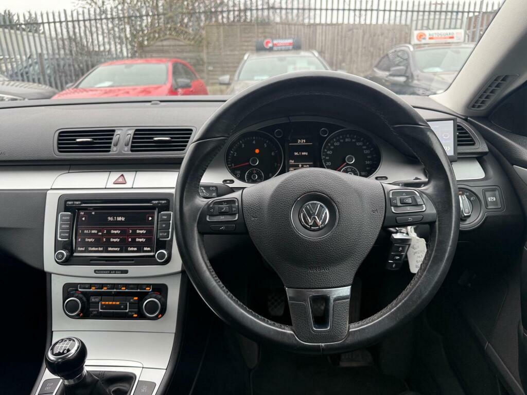 Volkswagen CC Saloon Silver #18