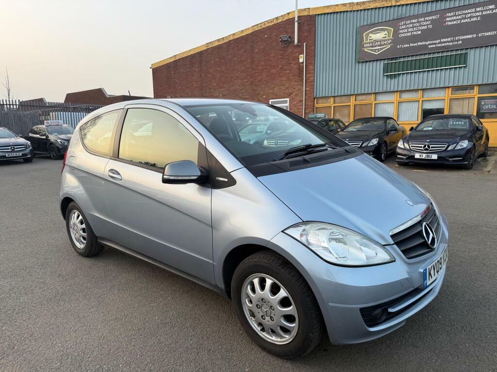 Mercedes-Benz A Class 1.5 A150 Classic Se Blue