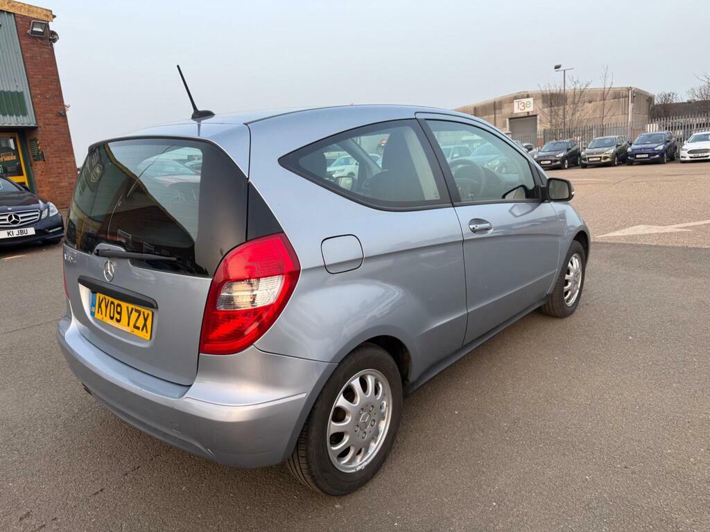 Mercedes-Benz A Class 1.5 A150 Classic Se KY09YZX Blue #4