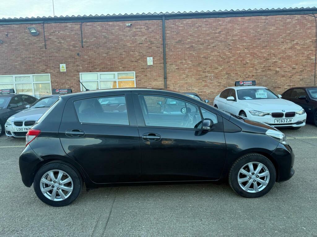 Toyota Yaris 1.33 Dual Vvt-i Tr Euro 5 BN63VPT Black #6
