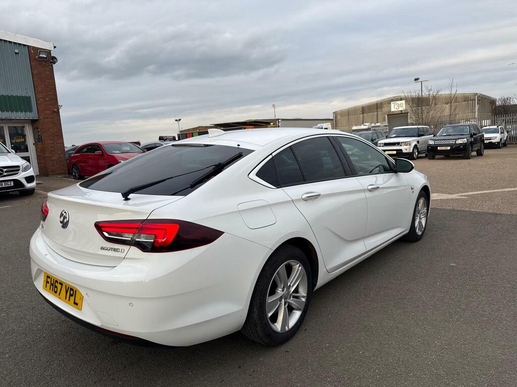 Vauxhall Insignia 1.6 Turbo D Ecotec Elite Nav Grand Sport Euro 6 S FH67YPL White #4
