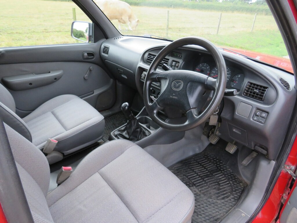 Mazda Pickup 2.2 2000V Grey #40