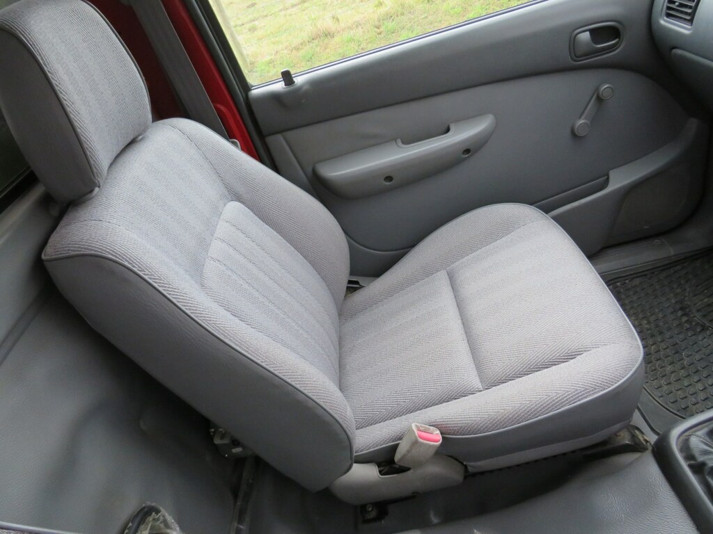 Mazda Pickup 2.2 2000V Grey #38