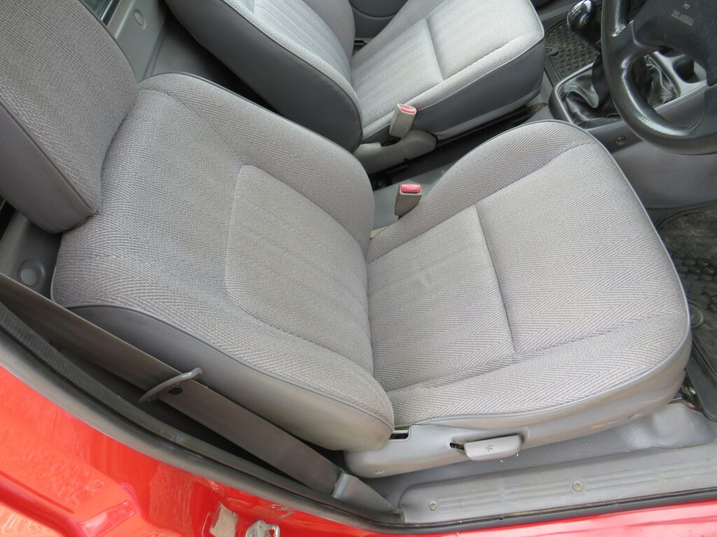 Mazda Pickup 2.2 2000V Grey #37