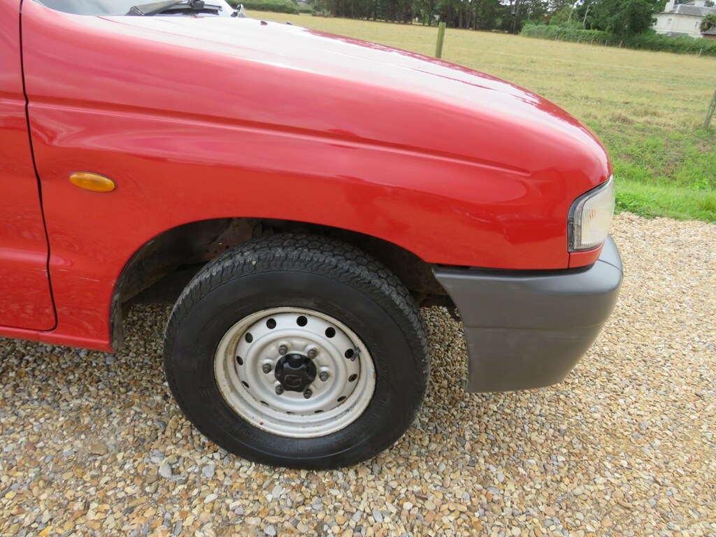 Mazda Pickup 2.2 2000V Grey #7