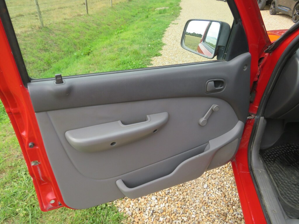 Mazda Pickup 2.2 2000V Grey #12