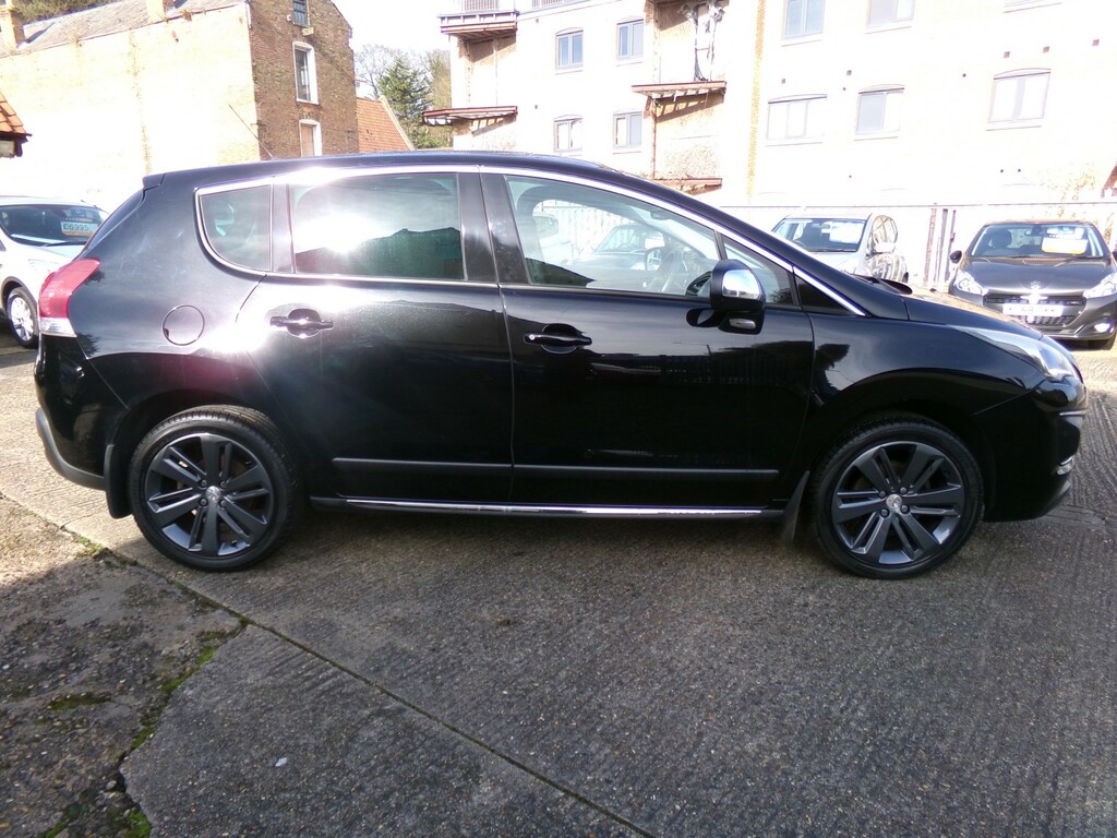 Peugeot 3008 Suv 1.6 Hdi Allure 2015 Black #3
