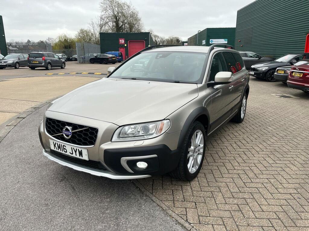 Volvo XC70 Estate 2.4 D5 Se Lux Awd Euro 6 Ss 20 KM16JYW Silver #3