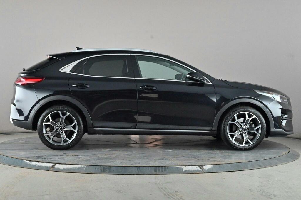 Kia Xceed 1.5 T Gdi 4 Suv Ss RJ22ZWD Black #4
