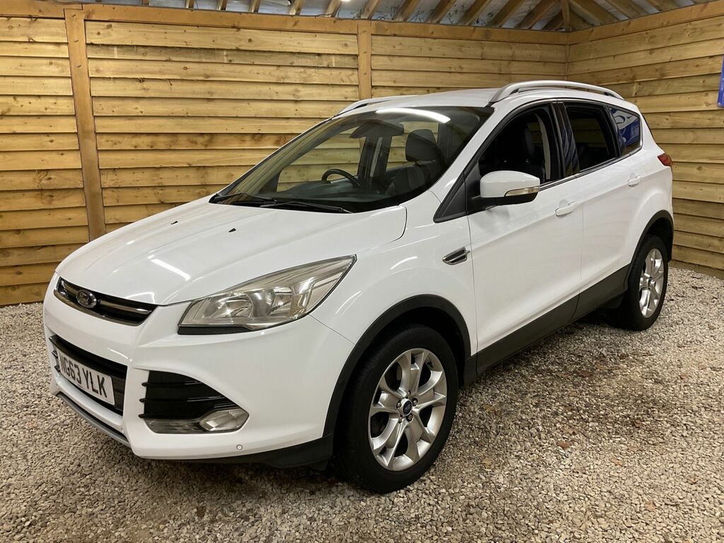 Ford Kuga Tdci Titanium Suv White #4