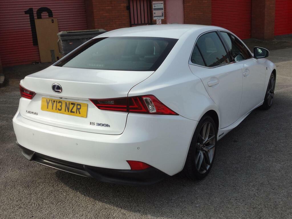 Lexus IS 2.5 300H F Sport E-cvt Euro 5 S S White #6