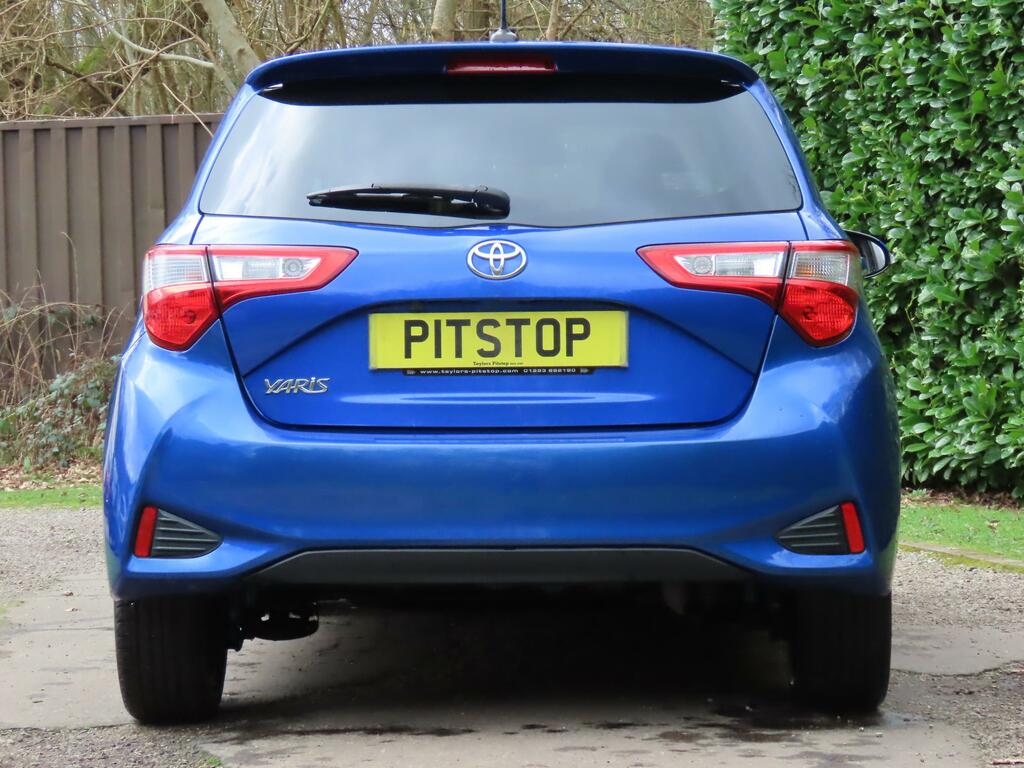 Toyota Yaris 1.5 Vvt-i Design Hatchback Euro HW18FSF Blue #6