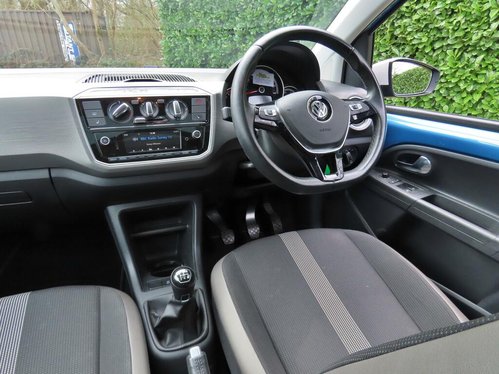Volkswagen Up 1.0 High Up Hatchback Euro 6 S GJ67NVR #3