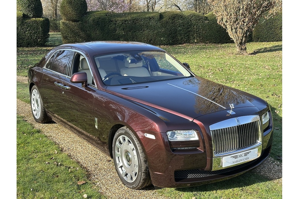 Rolls-Royce Ghost V12 U350 Ulez Red