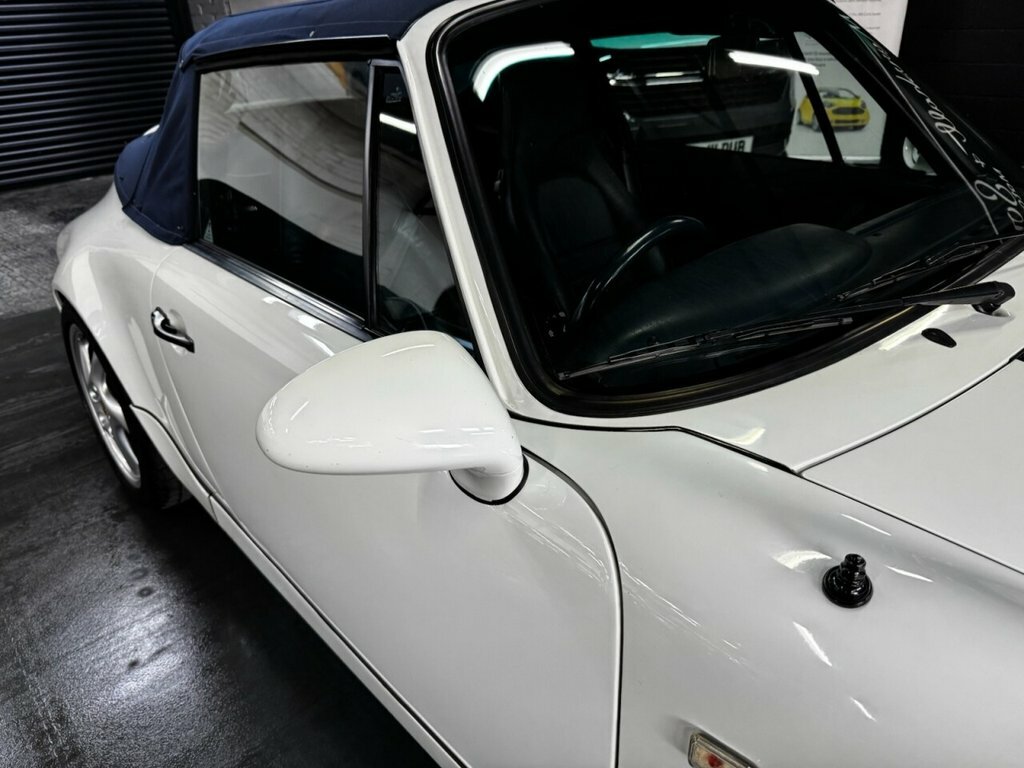 Porsche 911 3.6L Null White #2